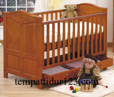 Ranjang Bayi Minimalis Classic Mewah