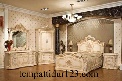 Mebel Duco Cream Set Kamar Mewah