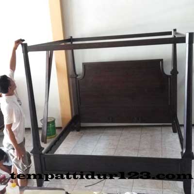 Tempat Tidur Kanopi Order Ibu Teresia II